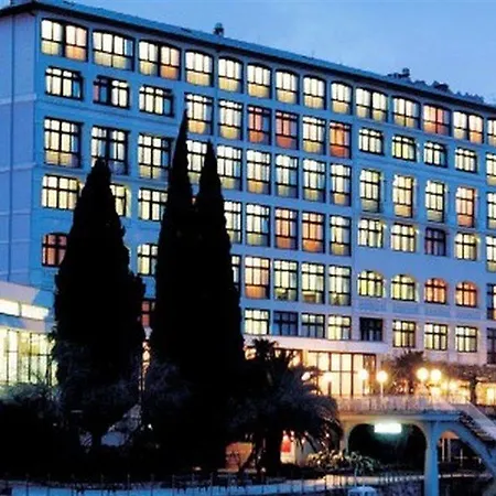 מלון Kristal - By Liburnia & 4*