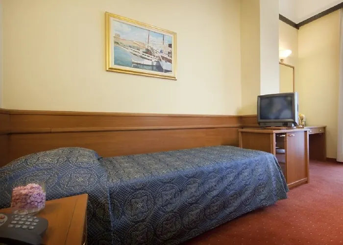 Kristal - By Liburnia & أوباتيا