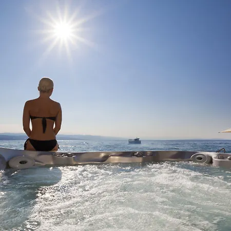 Kristal - By Liburnia & Szálloda