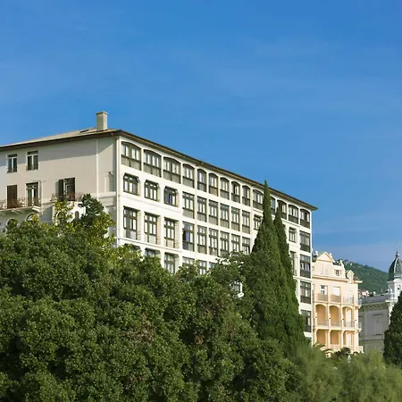 Ξενοδοχείο Kristal - Liburnia 4*