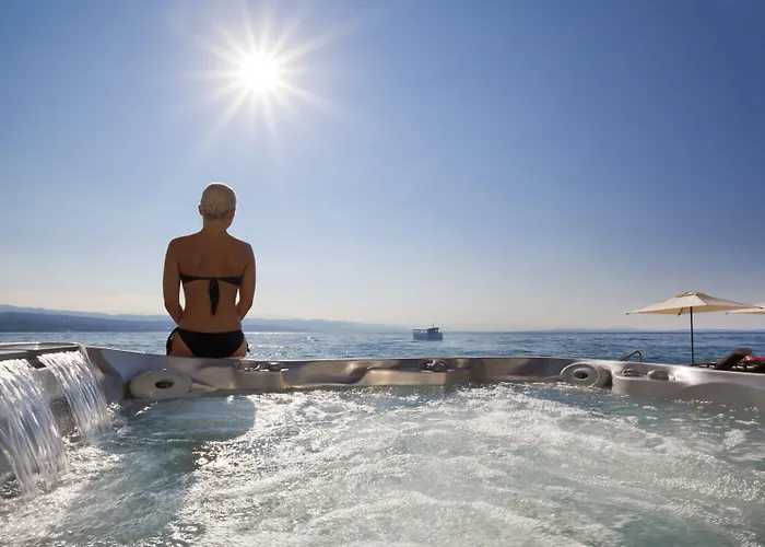 Kristal - By Liburnia & Szálloda